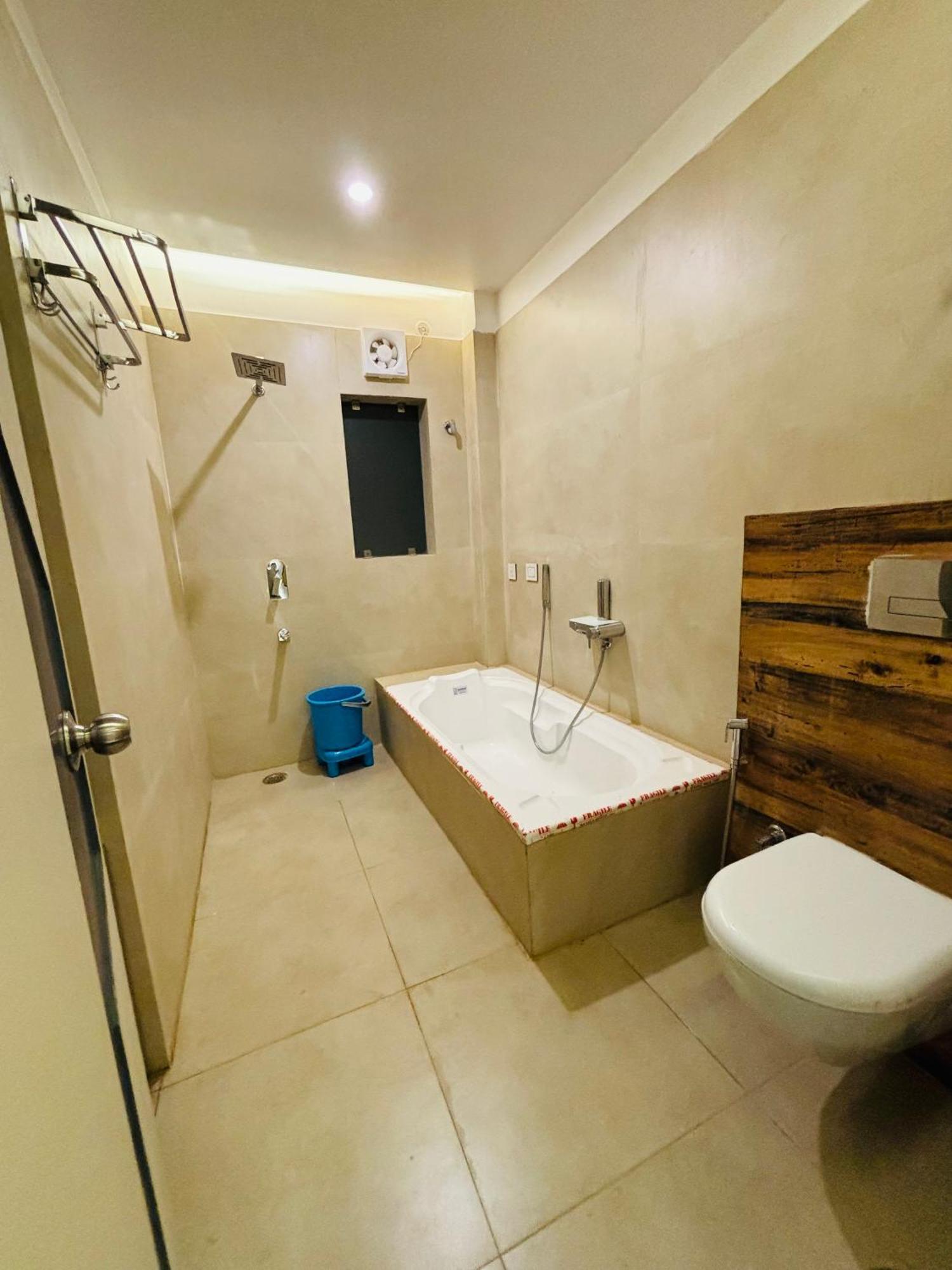 The Lavish Stay Varanasi Exterior photo
