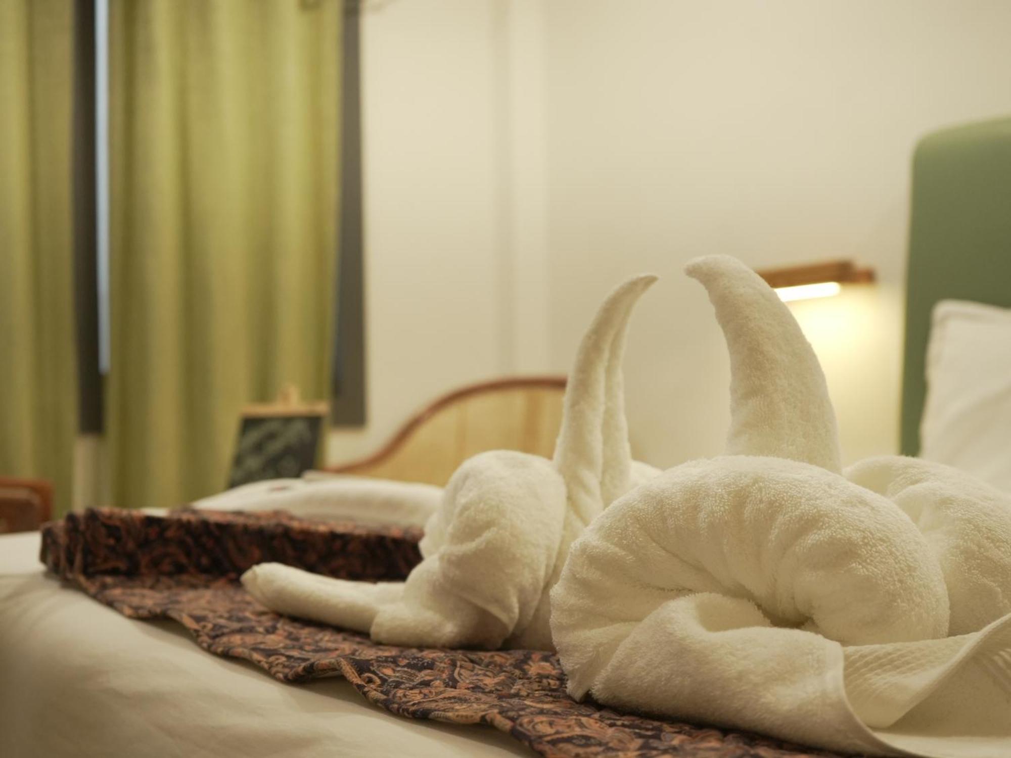 The Lavish Stay Varanasi Exterior photo
